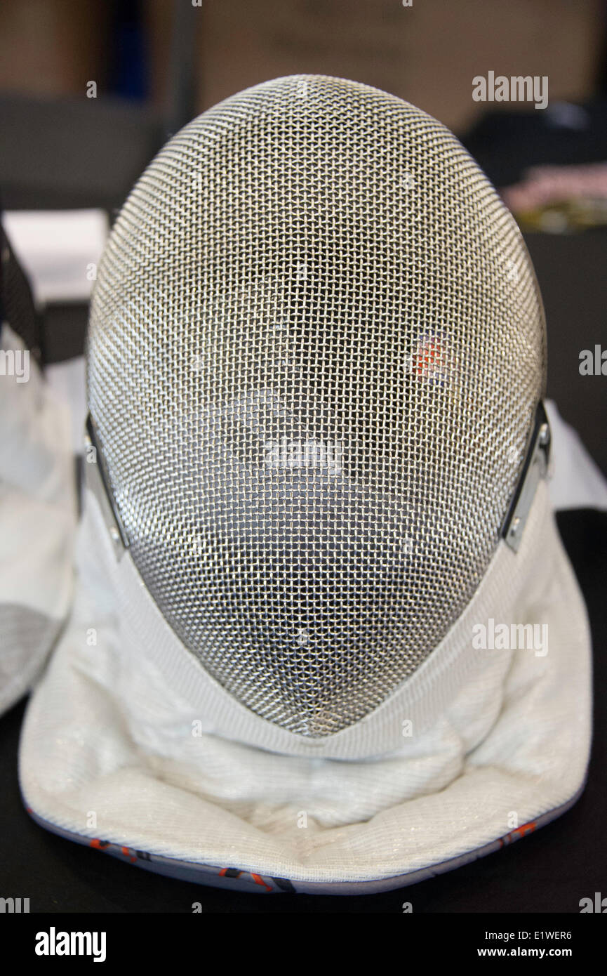 La scherma la maschera per il viso.Olympic Oval Richmond, British Columbia, Canada fotografo Frank Pali Foto Stock