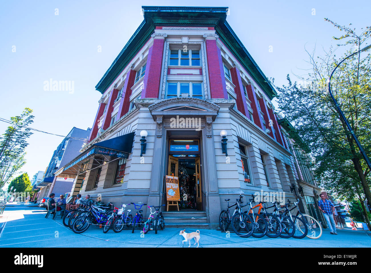 Banca di Hamilton Building, Lonsdale Ave, Vancouver, British Columbia, Canada Foto Stock