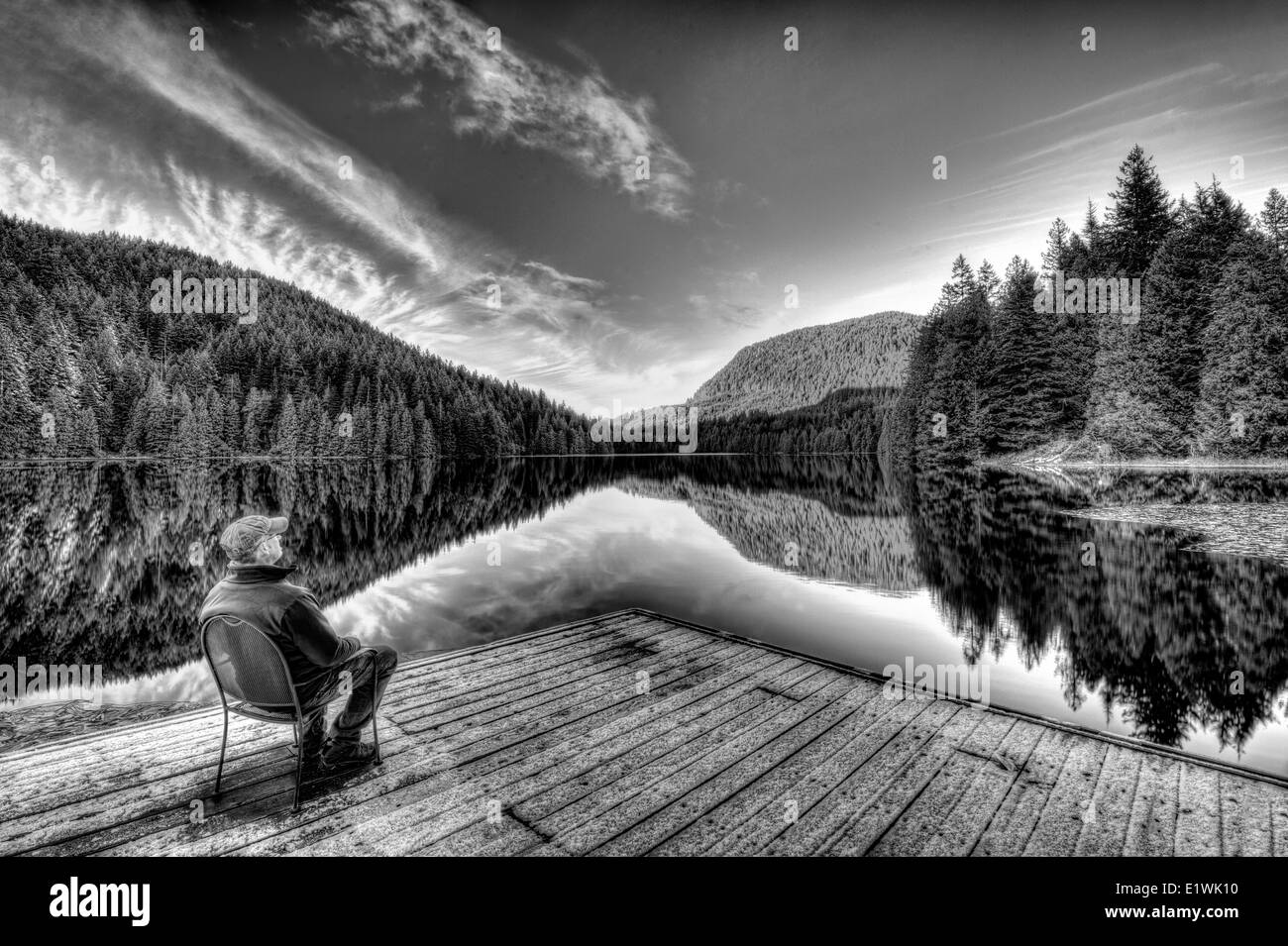 Guardando l'inverno Alba sul lago Loon-3 foto HDR Foto Stock
