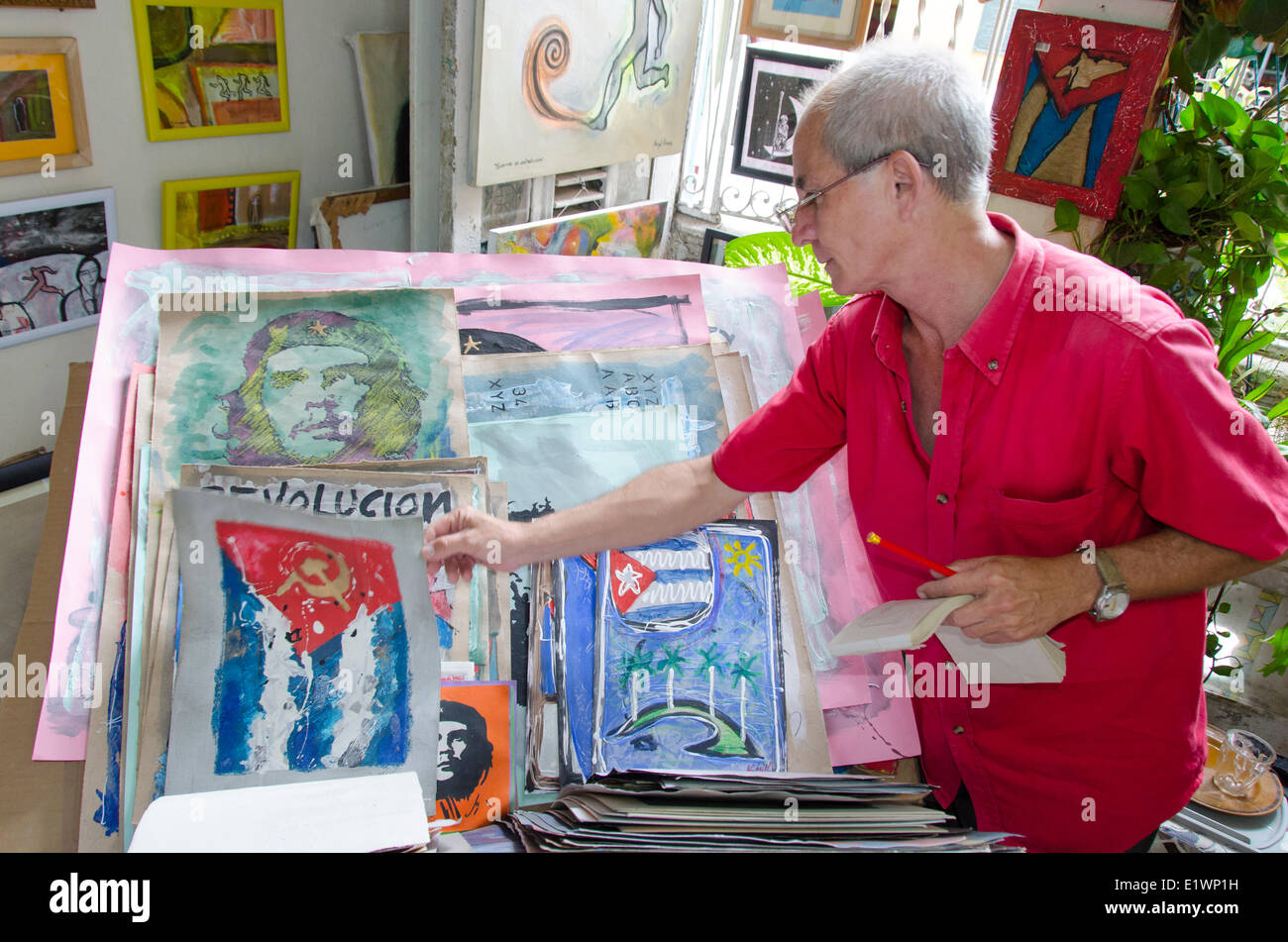 Pressione di stallo di arte raffiguranti revoltion, La Habana Vieja, Havana, Cuba Foto Stock