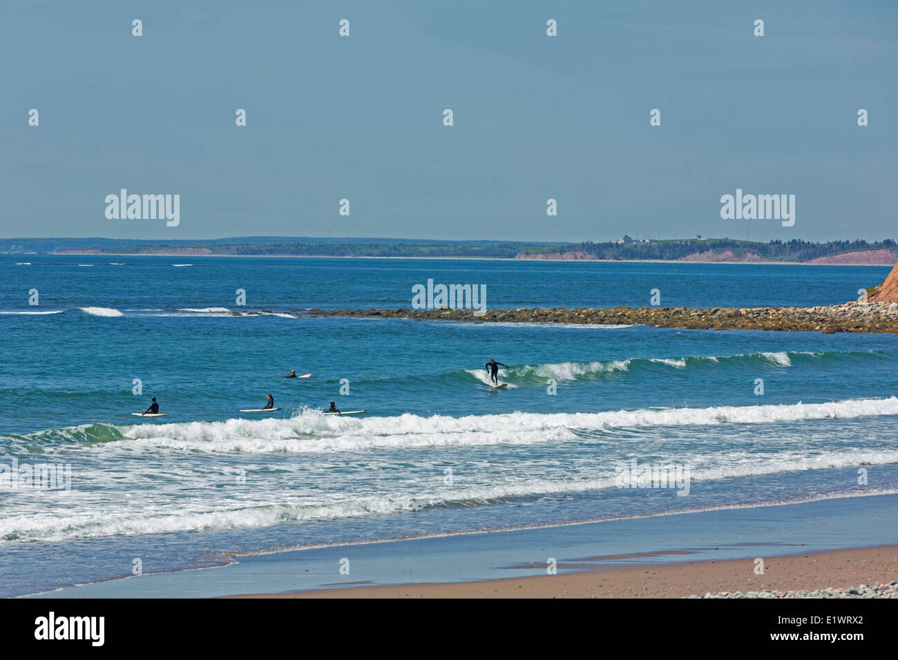 Surfers, Lawrencetown Beach, Nova Scotia, Canada Foto Stock