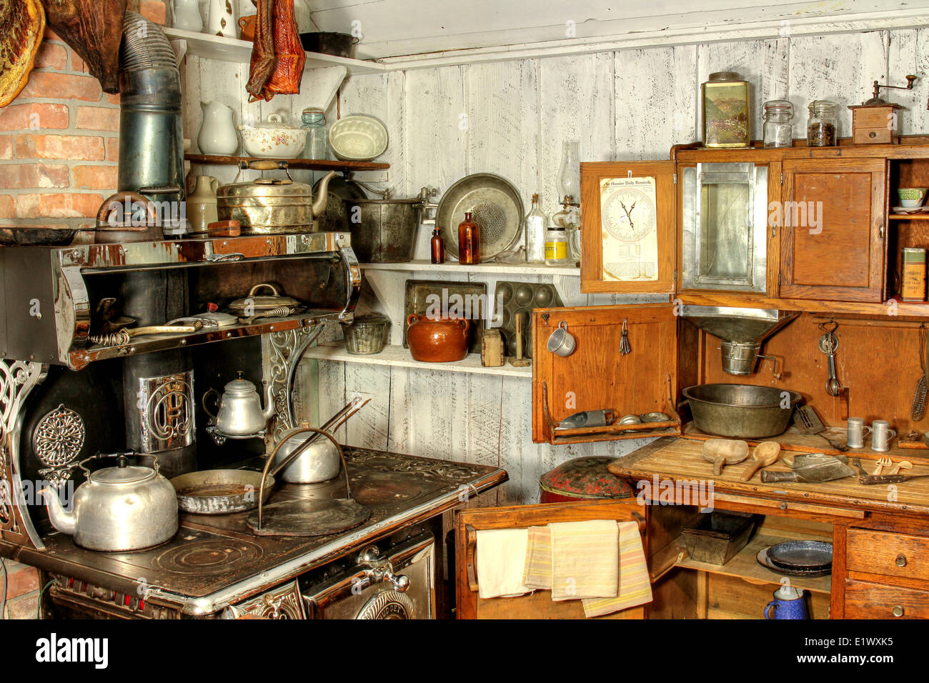 Moss Cottage, Sooke BC, Regione Sooke Museum, l'isola di Vancouver, tardo XIX secolo periodo dei primi del XX secolo, panettiere armadio Foto Stock