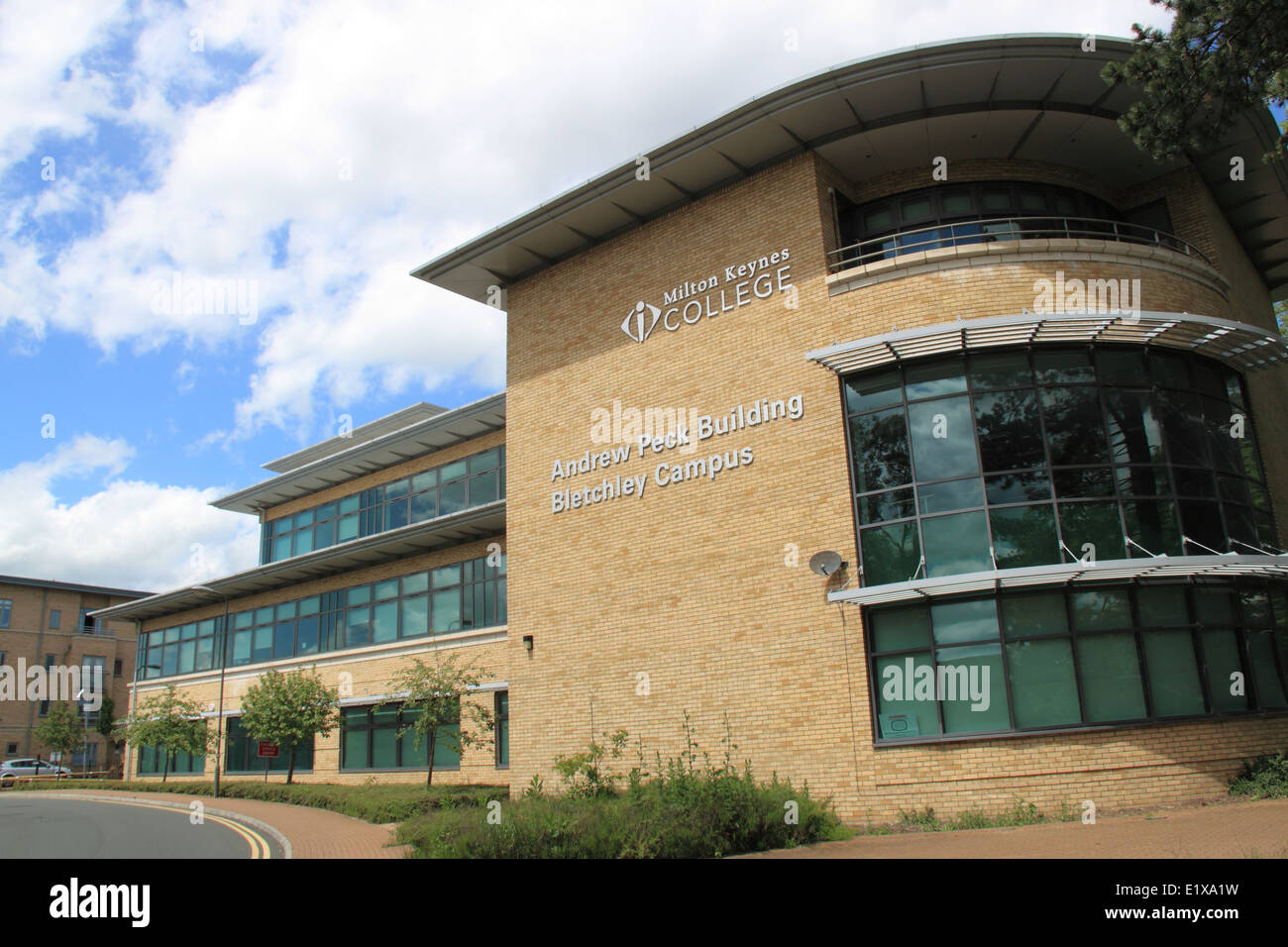 Andrew Peck Edificio, Selwyn Grove, Bletchley Campus, Milton Keynes College, Buckinghamshire, Inghilterra, Gran Bretagna, Regno Unito, Europa Foto Stock