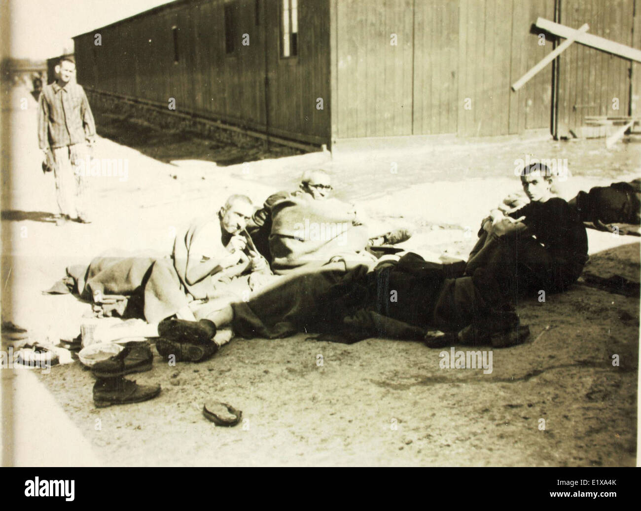 L'Olocausto (1941-1945) fu un periodo di orribile genocidio durante la seconda guerra mondiale, quando milioni di ebrei e altri gruppi furono sistematicamente perseguitati e uccisi dalla Germania nazista. Si tratta di un evento cruciale e tragico nella storia. Foto Stock