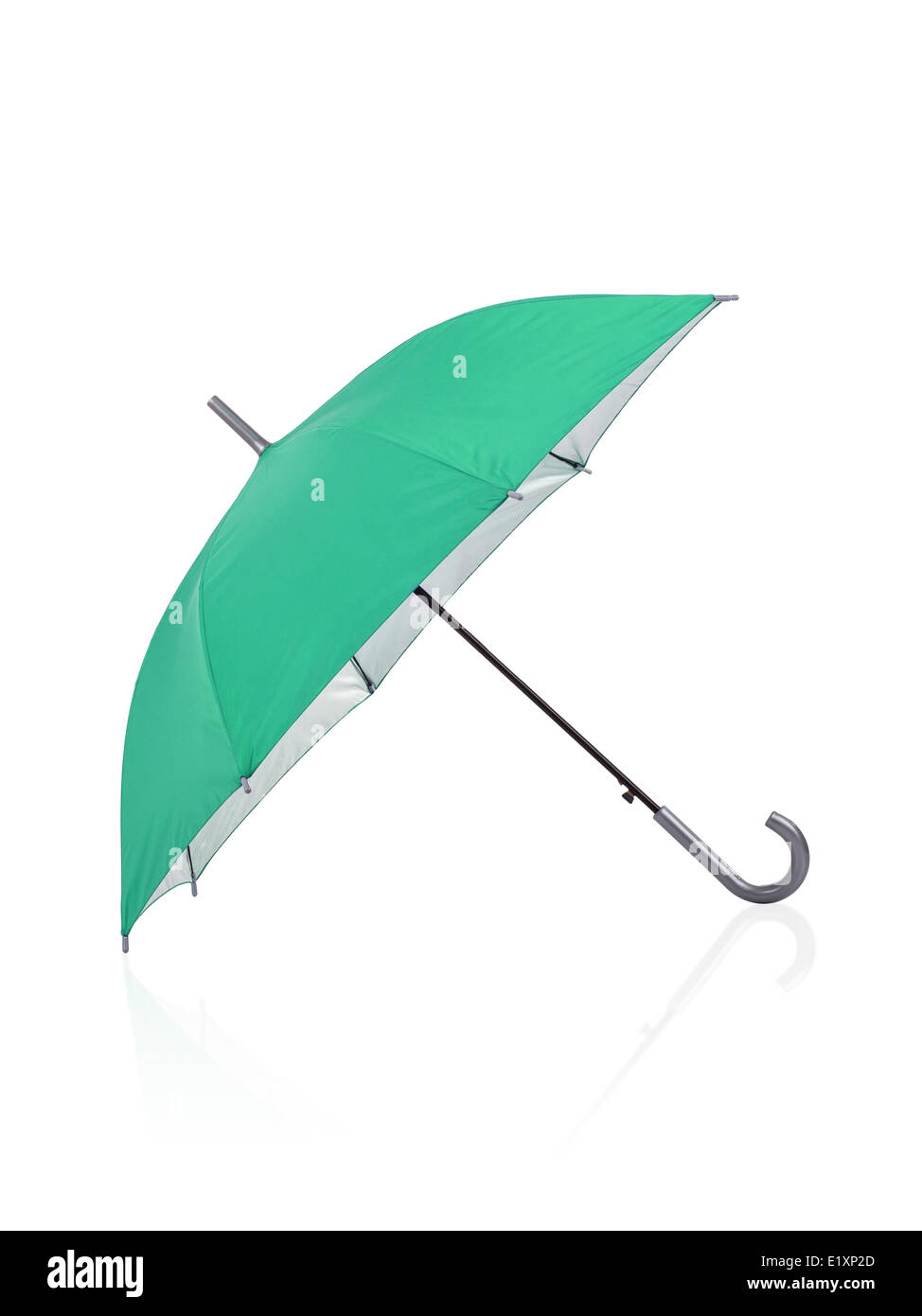 Aprire Ombrello verde isolato su sfondo bianco Foto Stock