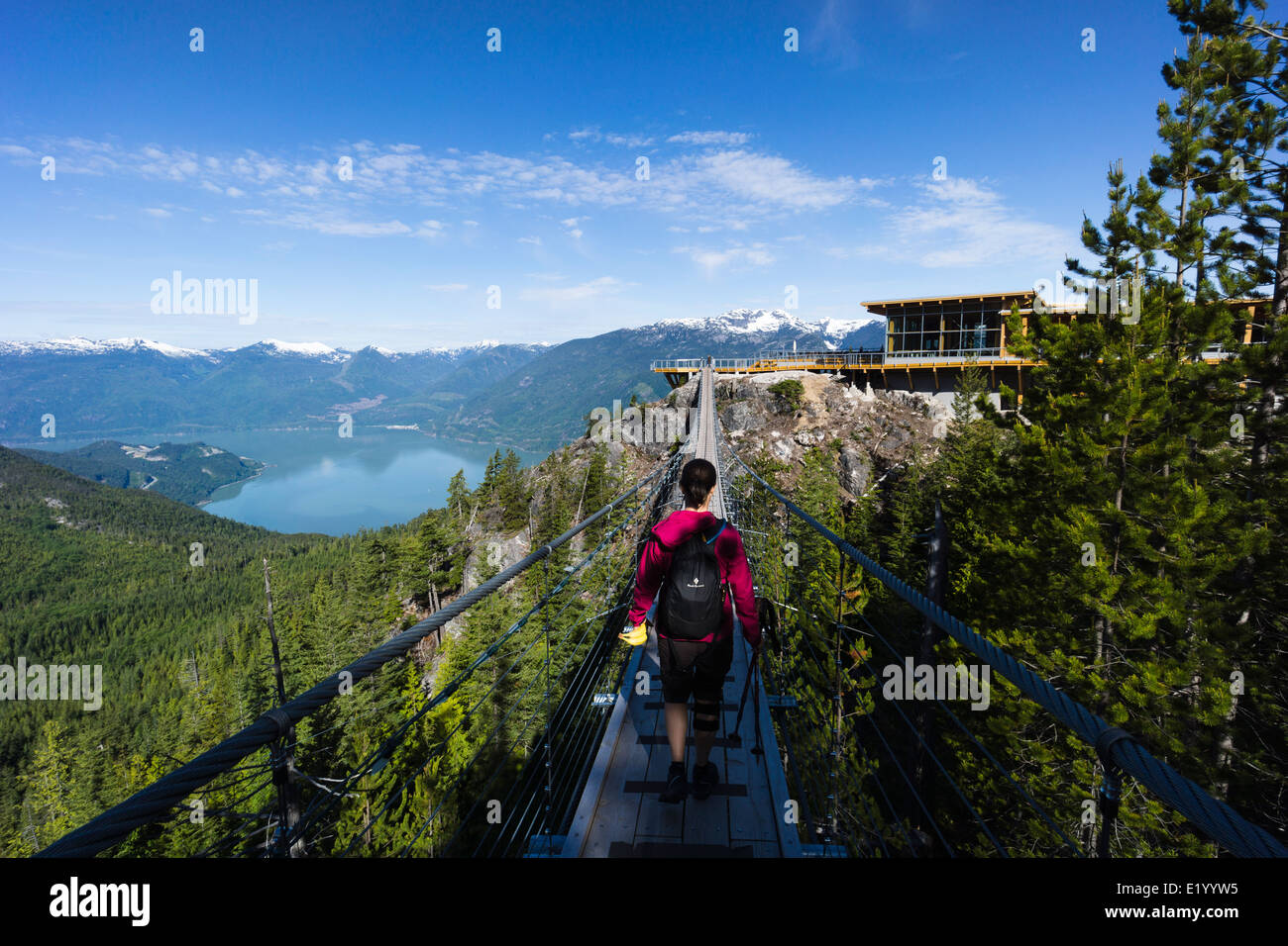 Sky pilota ponte di sospensione. Sea to Sky Gondola, Squamish, British Columbia, Canada. Foto Stock