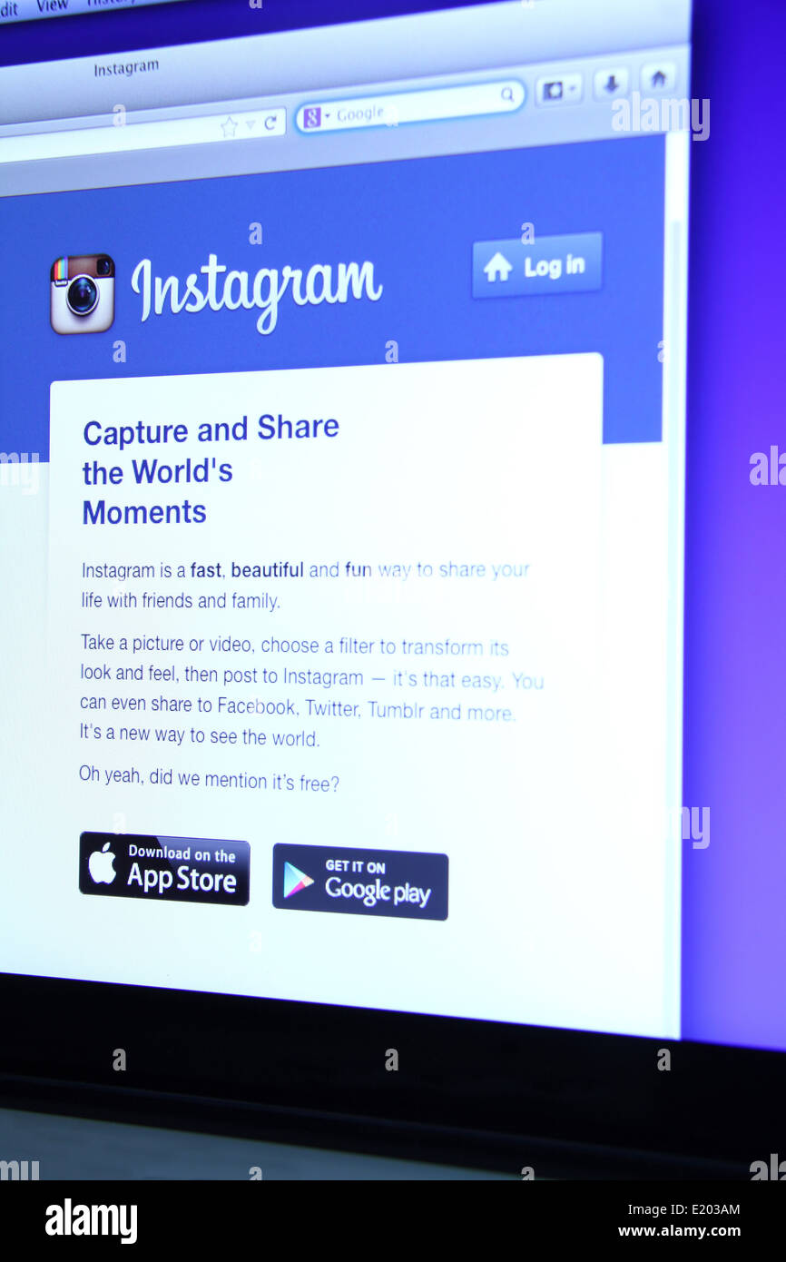 Foto di Instagram homepage su schermo di un monitor. Foto Stock