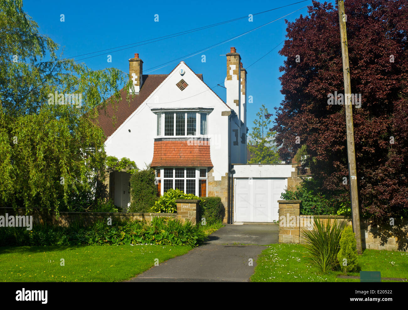 Casa unifamiliare in Adel, vicino a Leeds, West Yorkshire, Inghilterra, Regno Unito Foto Stock