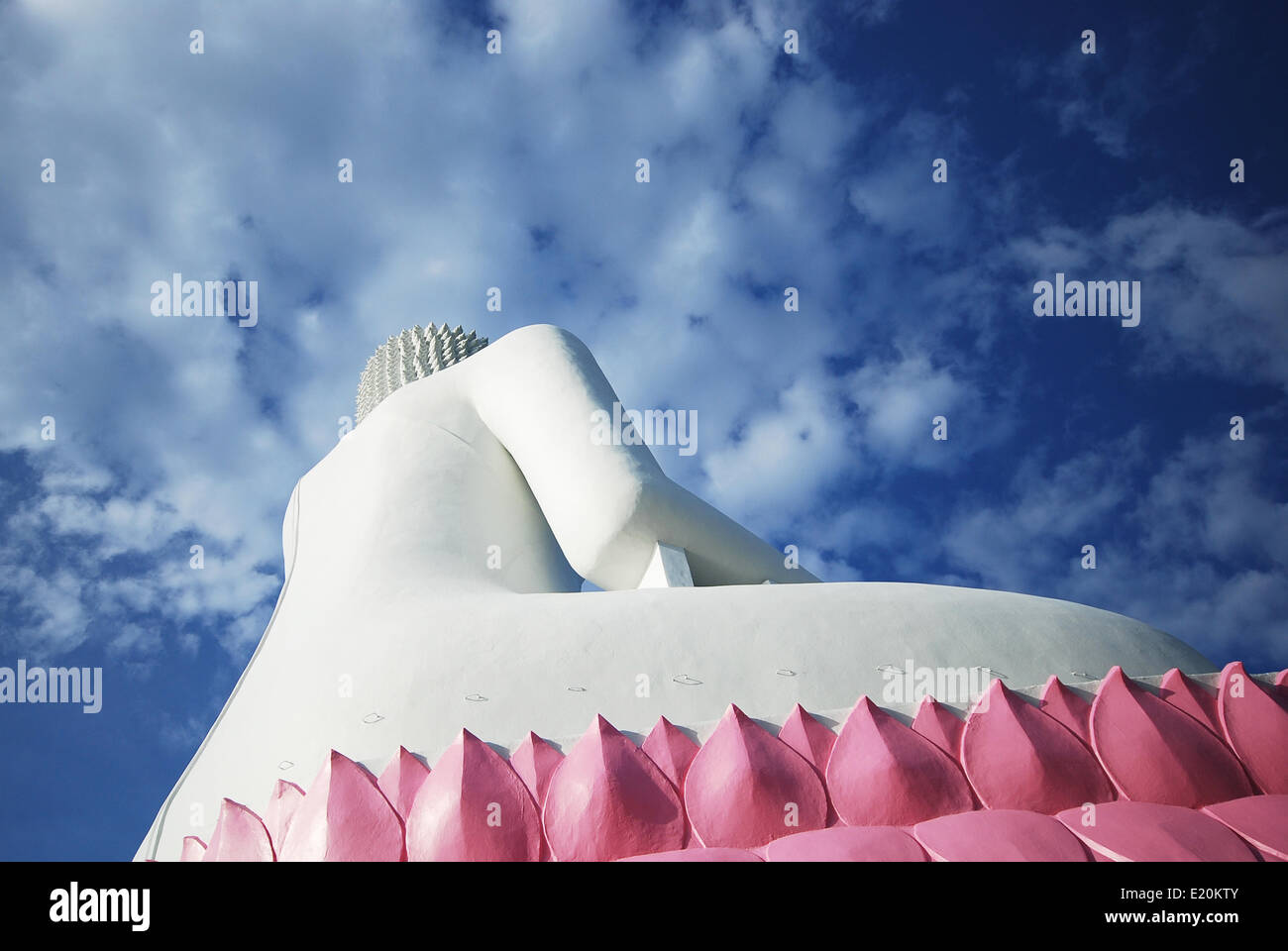 Torna il buddha bianco Foto Stock