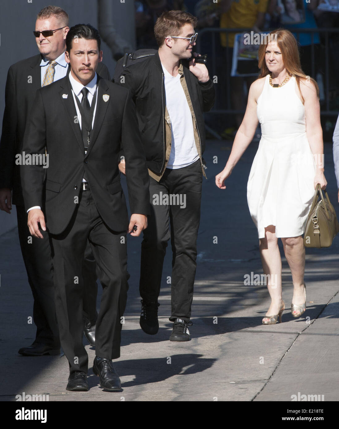 Hollywood, California, USA. 12 Giugno, 2014. Robert Pattinson arriva a Jimmy Kimmel Live in Hollywood giovedì, 12 giugno 2014. Credito: David Bro/ZUMAPRESS.com/Alamy Live News Foto Stock