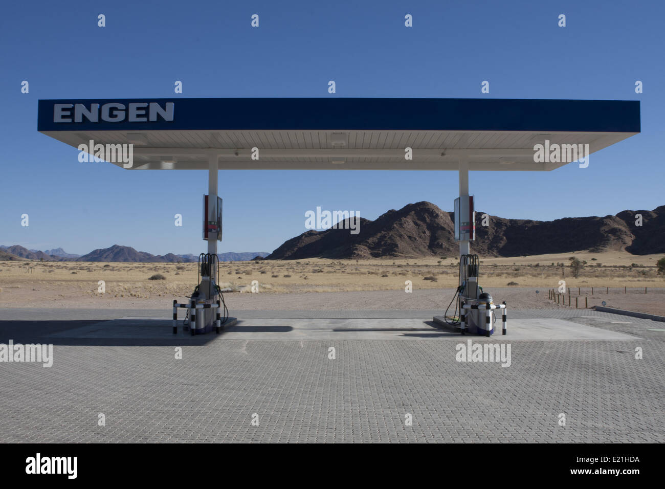 Stazione di benzina nel deserto, Namibia Foto Stock