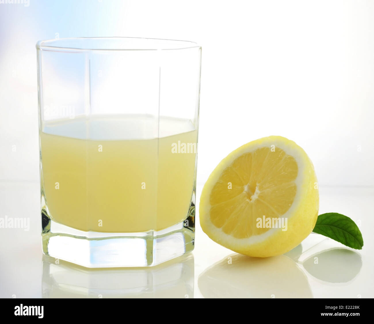succo di limone Foto Stock