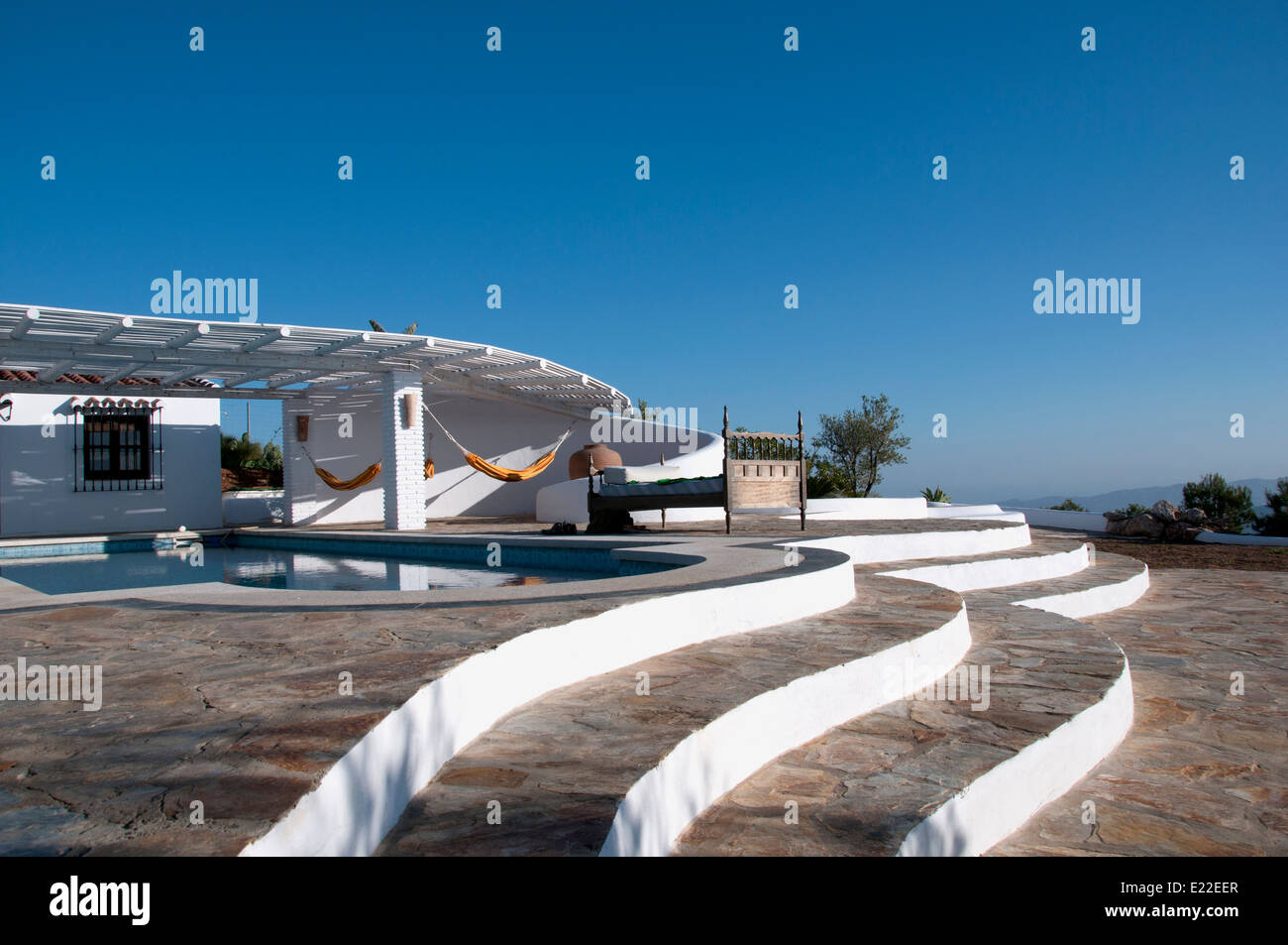 Canillas de Aceituno - Malaga Spagna spagnolo White House Villa estate piscina Foto Stock