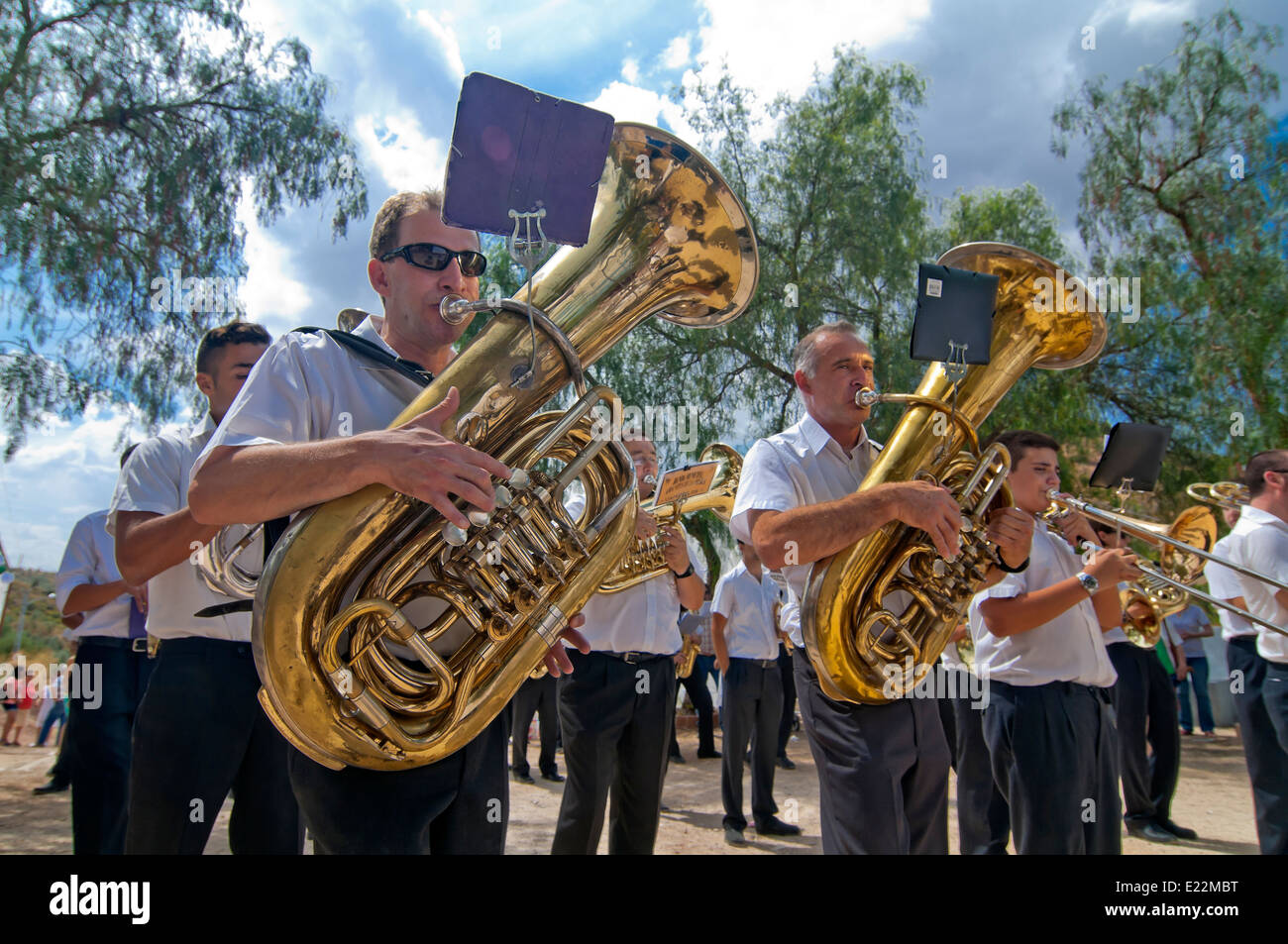 Pellegrinaggio della Virgen de la fuensanta, music band, il percorso turistico dei banditi, corcoya, Siviglia e provincia, regione dell'Andalusia, Spagna, Europa Foto Stock