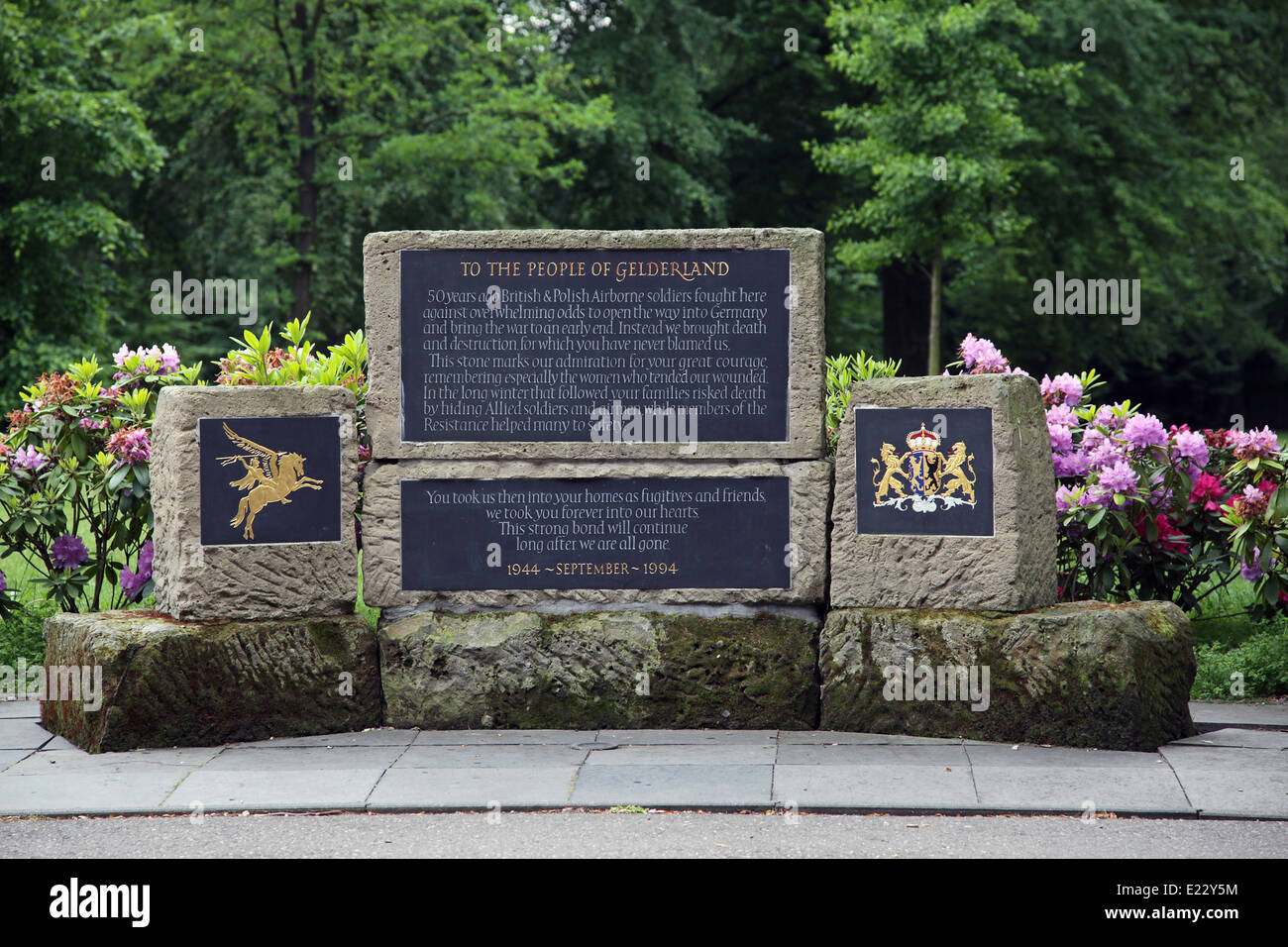 Statua di britannici e polacchi soldati aerei da guerra mondiale II.1944.Netherlands Arnhem. Foto Stock