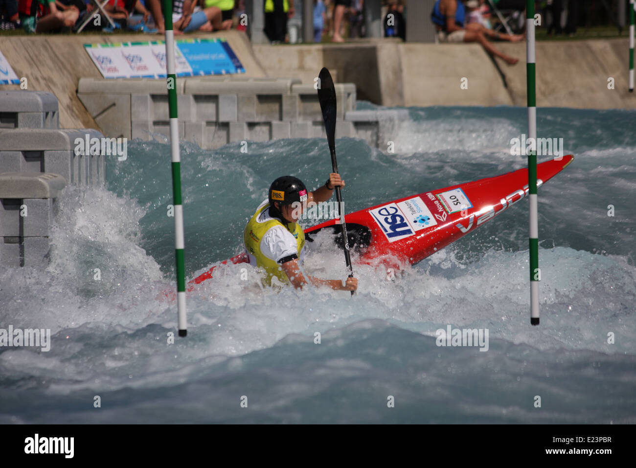 ICF canoa slalom della Coppa del Mondo 2014 1 - 8 giugno 2014. Semi Finali Lee Valley White Water Centre di Londra, Regno Unito Foto Stock