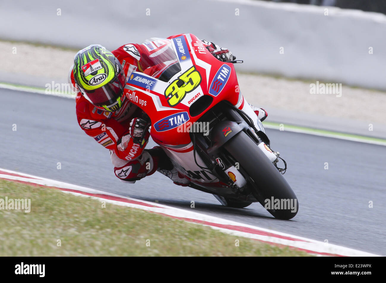 Barcellona, Spagna. 14 Giugno, 2014. Barcellona SPAGNA -14 Giu: Cal Crutchlow in Moto GP qualifiche celebrato nel circuito Barcelona-Catalunya, il 14 giugno, 2014 foto: Mikel Trigueros/Urbanandsport/Nurphoto © Mikel Trigueros/NurPhoto/ZUMAPRESS.com/Alamy Live News Foto Stock