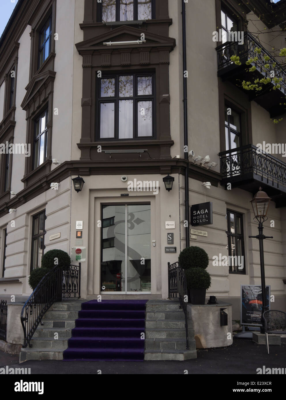 Il Saga hotel nel centro di Oslo Norvegia, giro del secolo (1890) architettura, interni moderni Foto Stock