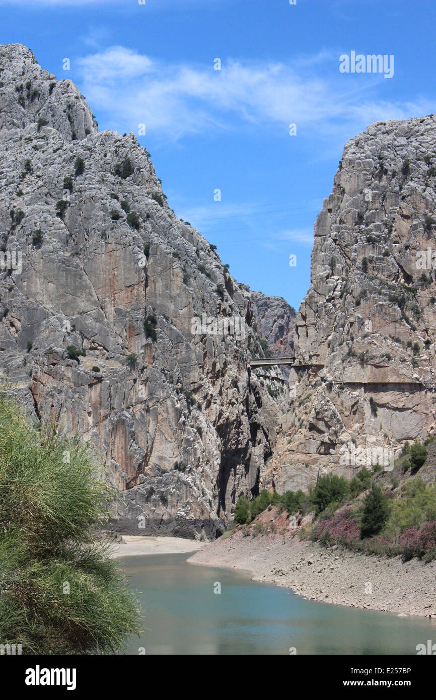 Garganta del Chorro (Chorro Gorge) vicino a Ardales, Andalusia, Spagna Foto Stock