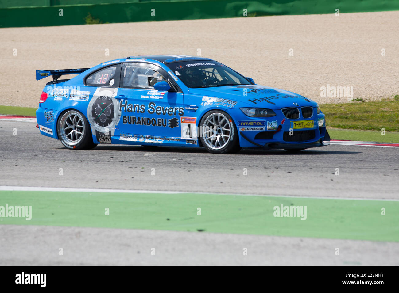 La BMW M3 GT4 PRO di Las Moras Racing Team, pilotato da taglia Rob (NED) e BRAAMS Liesette (NED) , la GT4 serie europea Foto Stock