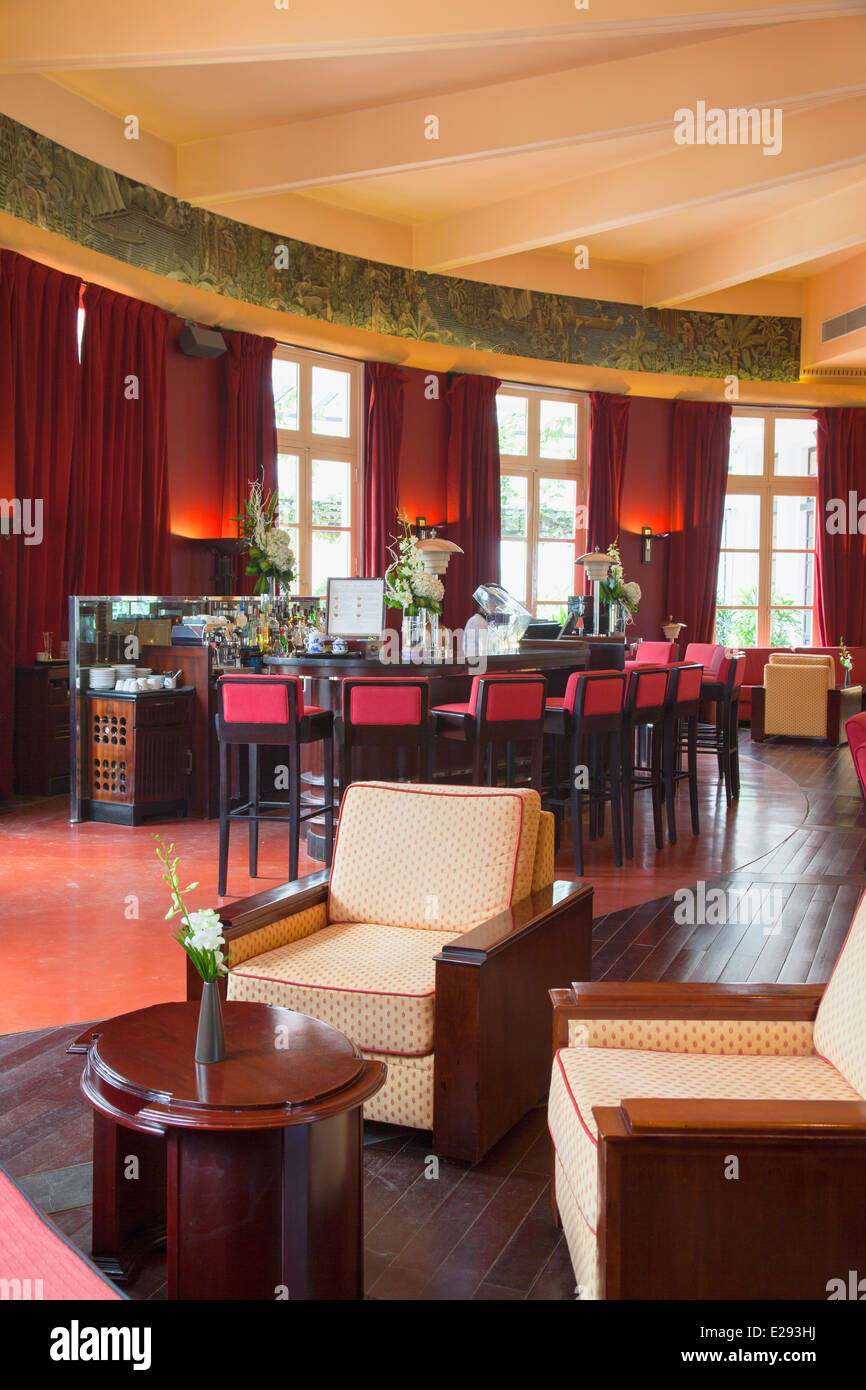 Bar interno La Residence Hotel, tonalità, Thua Thien-Hue, Vietnam Foto Stock