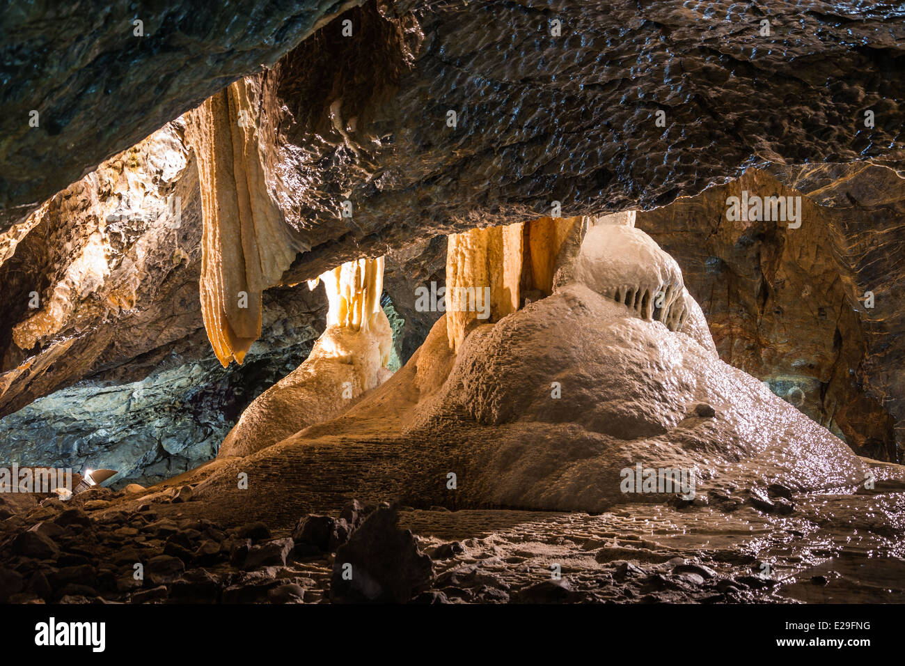 Dettagli entro una grotta Punkevni nel Carso Moravo, Repubblica Ceca Foto Stock