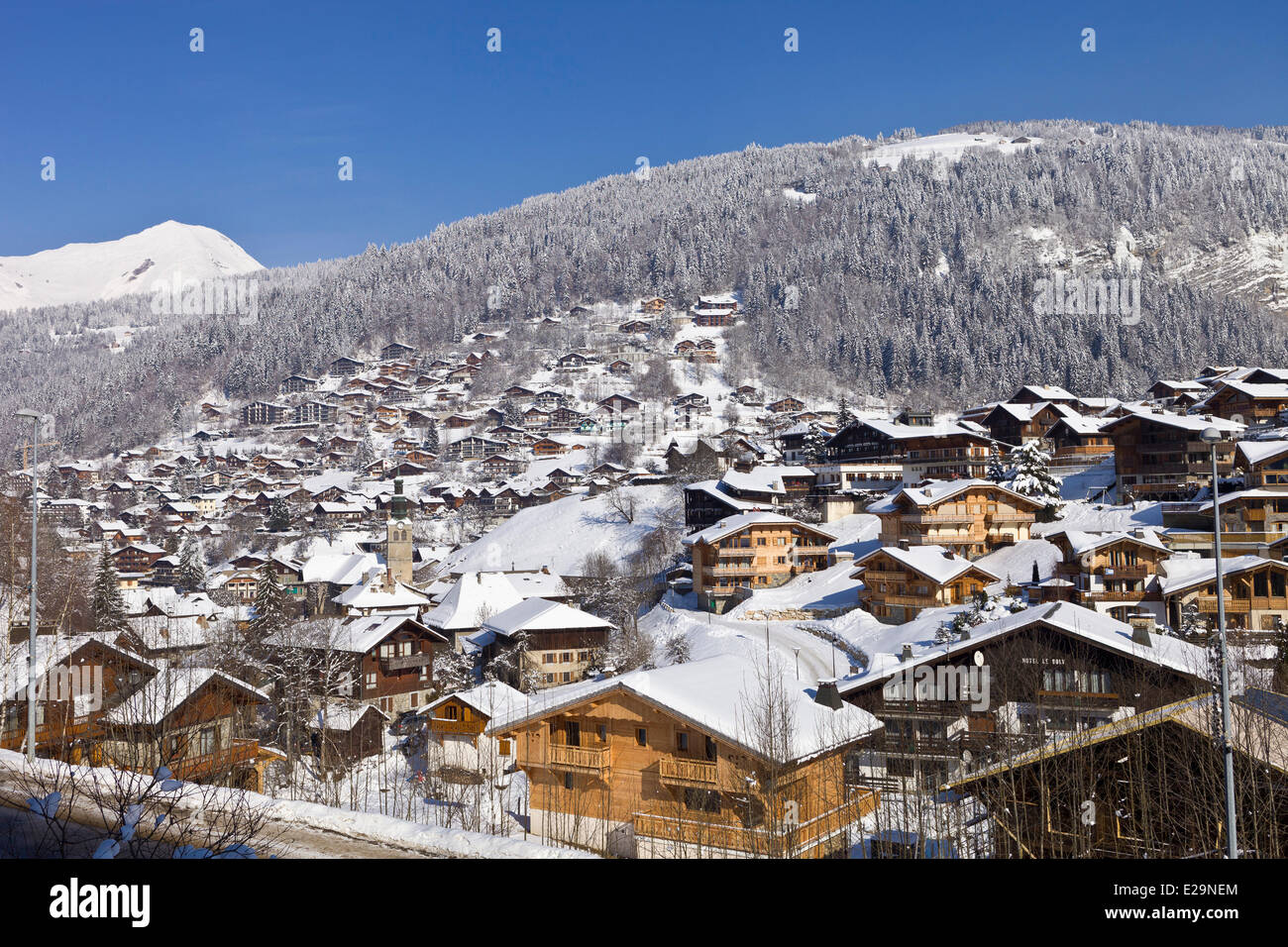 Francia, Haute Savoie, Morzine, panoramica Foto Stock