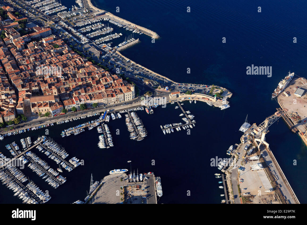 Francia, Bouches du Rhone, La Ciotat, porto (vista aerea) Foto Stock