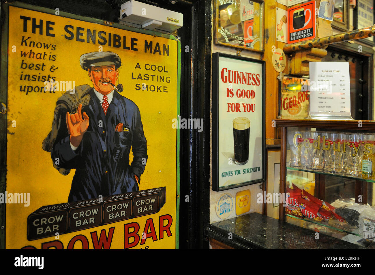 Regno Unito e Irlanda del Nord, Belfast, Cathedral Quarter, il pub tradizionale Duca di York Foto Stock