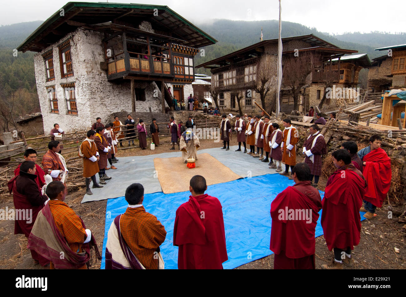 Il Bhutan, Bumthang valley, nyingmapa rituale durante il festival Tangsibi Foto Stock