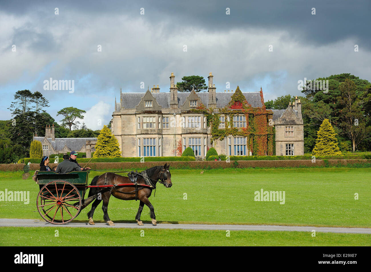 L'Irlanda, nella contea di Kerry, Killarney, Muckross House e Giardini Foto Stock