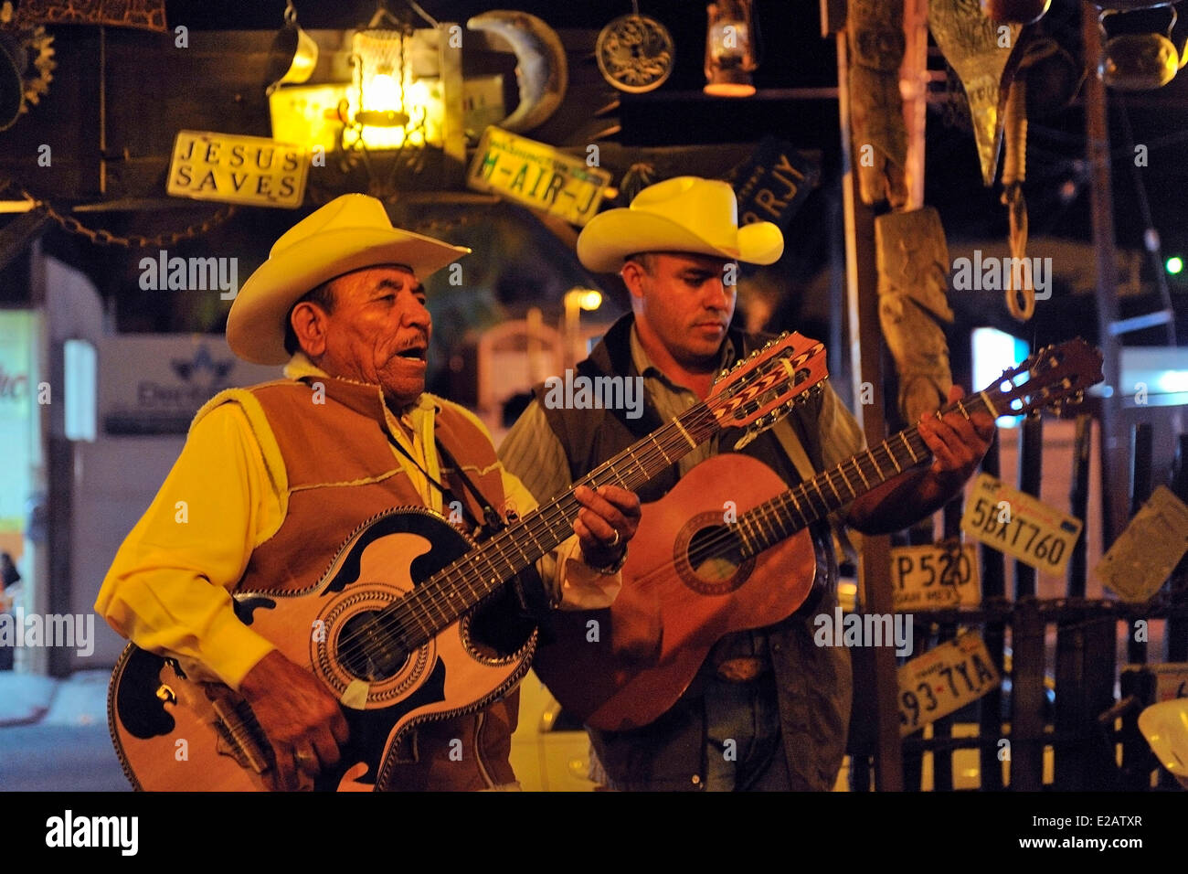 Messico, Baja California Sur Membro, San Jose del Cabo, musica dal vivo presso il ristorante il boia (El Meson del Ahorcado) Foto Stock