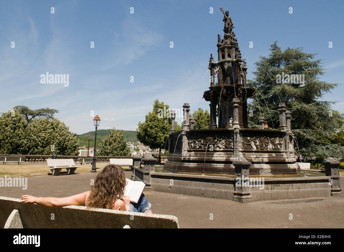 Francia, Puy de Dome, Clermont Ferrand, fontana di Amboise Foto Stock