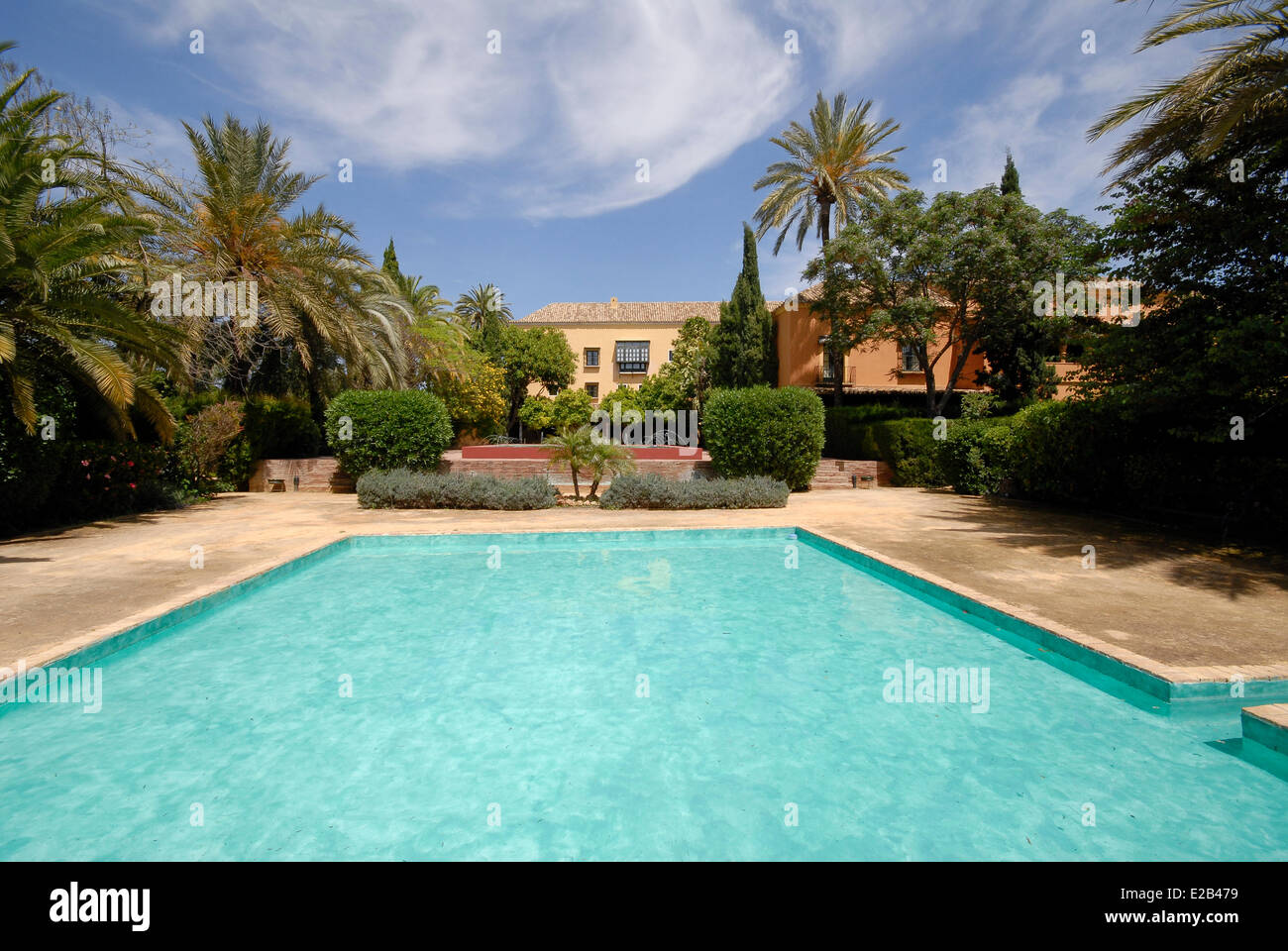 Spagna, Andalusia Siviglia, Sanlucar la Mayor, El Bulli Hacienda Benazuza, piscina Foto Stock