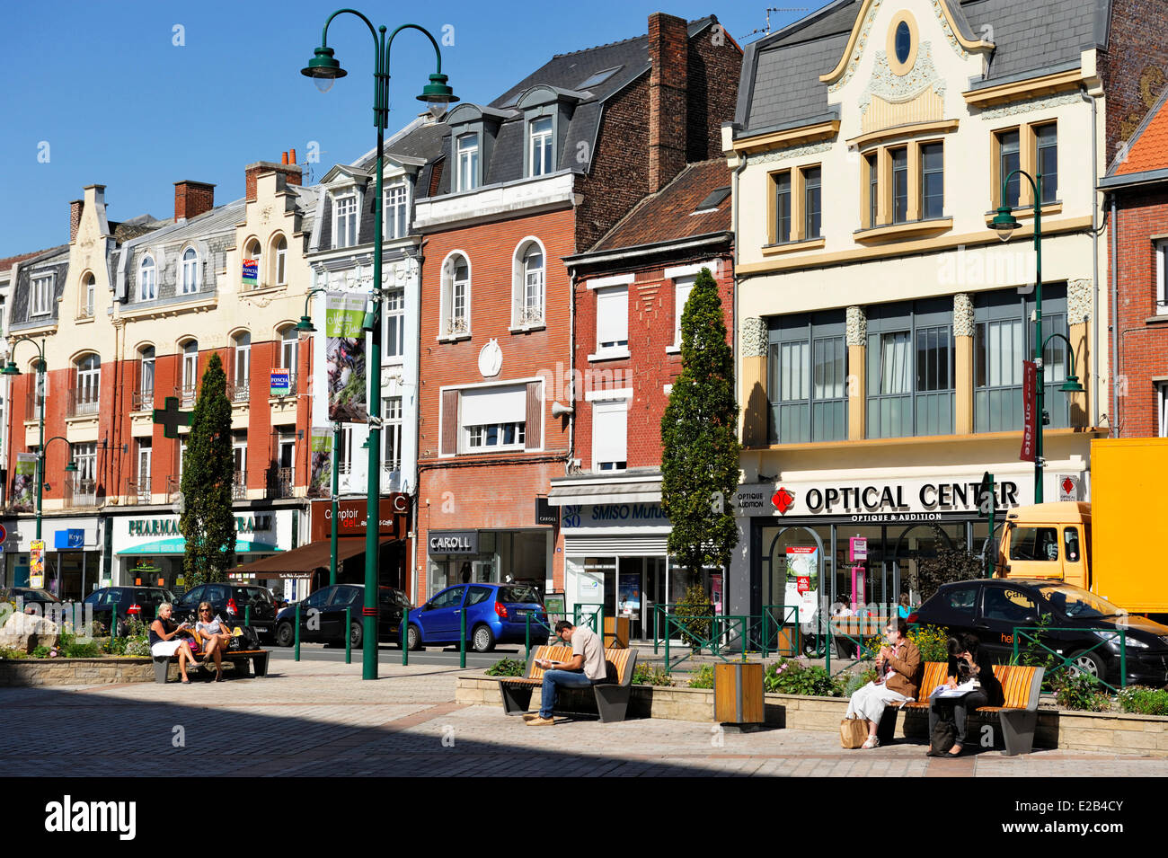 Francia, Pas de Calais, lente, Place Jean Jaures Foto Stock