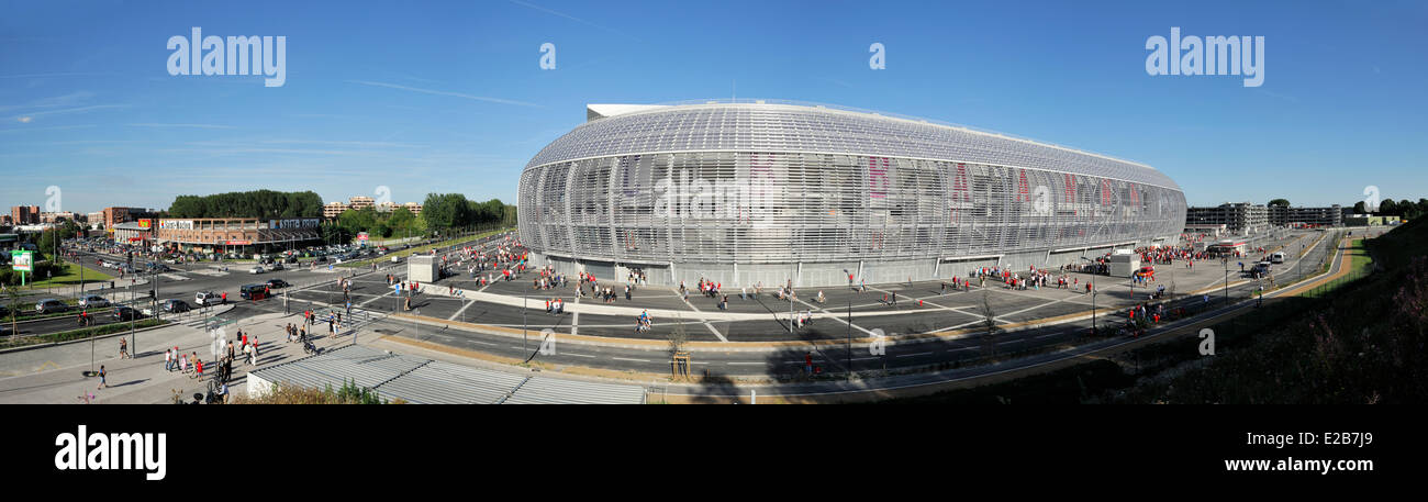 Francia, Nord, Villeneuve d'Ascq, Grand Stade Lille Métropole progettato dall'architetto Pierre Ferret Foto Stock