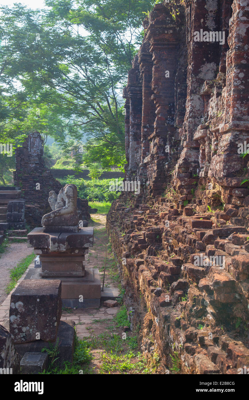 Rovine del Figlio mio santuario (Patrimonio Mondiale dell'UNESCO), Hoi An, Quang prosciutto, Vietnam Foto Stock