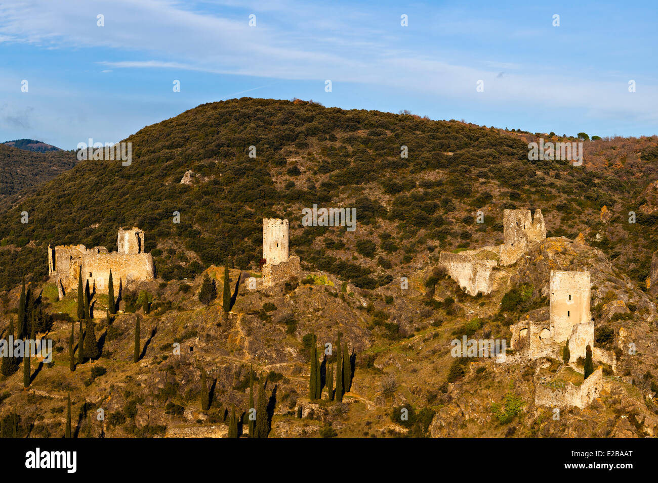 Francia, Aude, Lastours, Chateaux de Lastours (Lastours castelli) Foto Stock