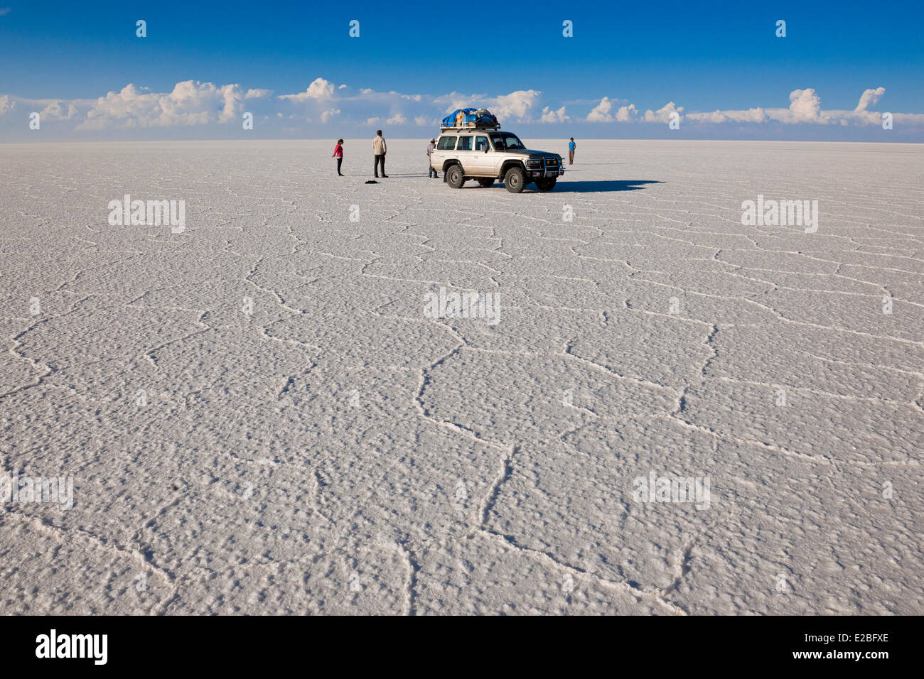 Bolivia, dipartimento di Potosi, Salar de Uyuni (3653 m), la più grande riserva di sale nel mondo Foto Stock