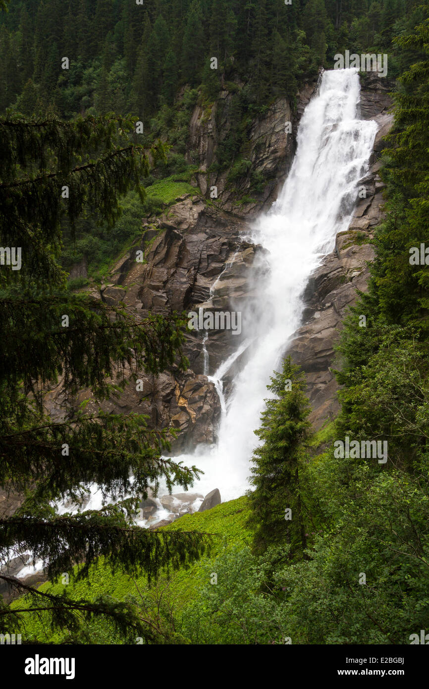 Austria, Land Salisburgo, Krimml, Parco Nazionale degli Hohe Tauern, le cascate Krimml, visualizzare Bergeblick (1390 m), il più grande d'Europa. Foto Stock