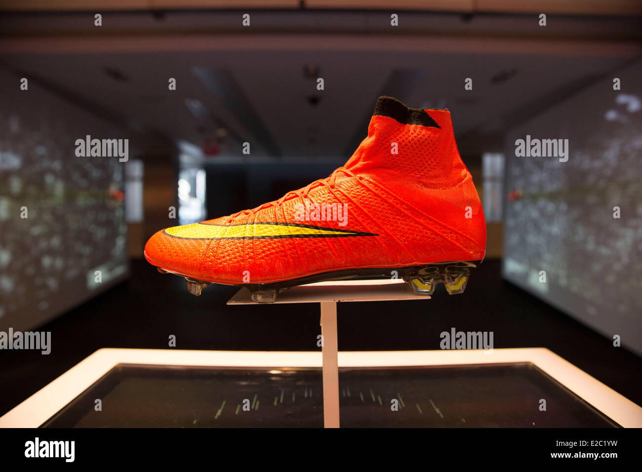 Cristiano Ronaldo Boots Immagini e Fotos Stock - Alamy