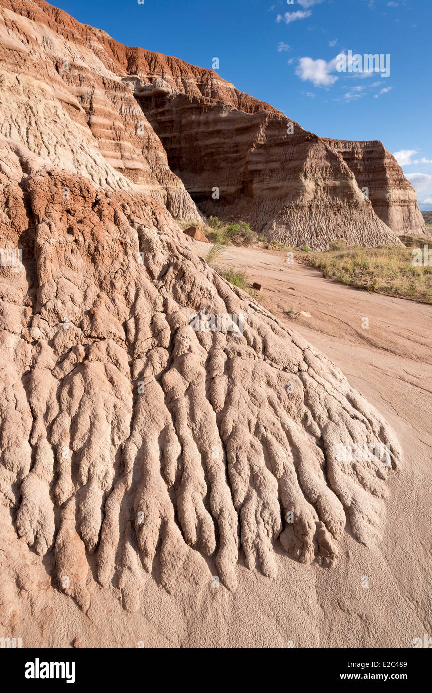 Erosi badlands nel deserto del sud dell'Utah. Foto Stock