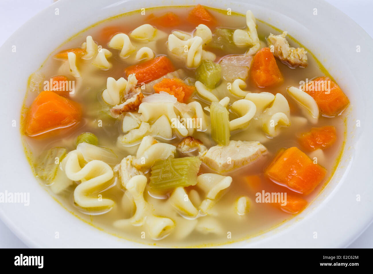 Hot ciotola di zuppa di noodle al pollo. Foto Stock