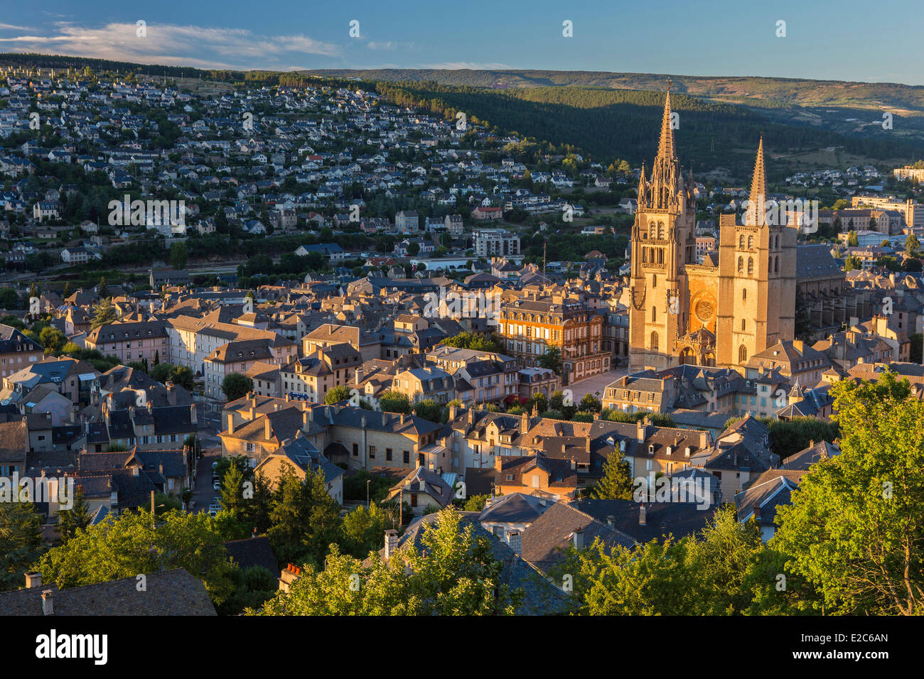 Francia, Lozère, Gevaudan, Valle del Lot, Mende, Notre Dame et Saint Privat cattedrale Foto Stock