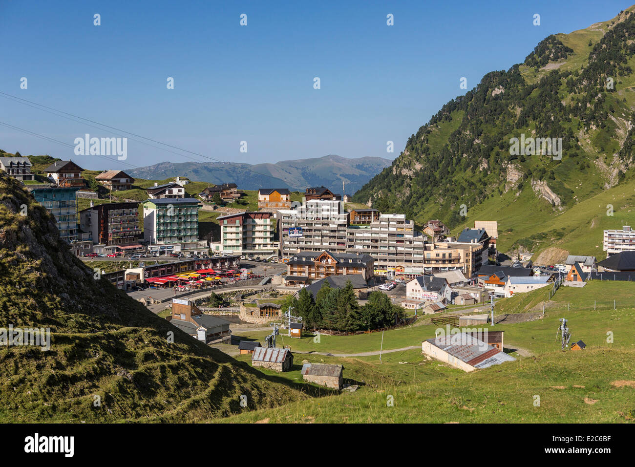 Francia, Hautes Pirenei, Bagneres de Bigorre, La Mongie, la cabina della funivia del Pic du Midi de Bigorre Foto Stock