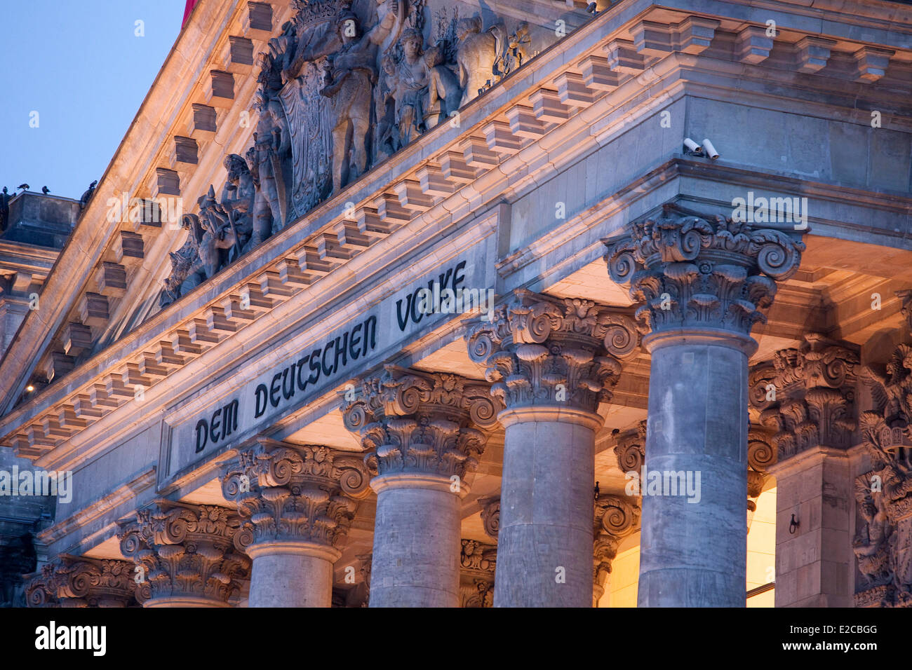 Germania, Berlino, Tiergaten district, il palazzo del Reichstag Foto Stock