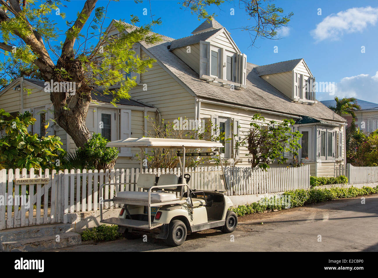 Bahamas, Harbour Island, casa lungo Bay Street Foto Stock