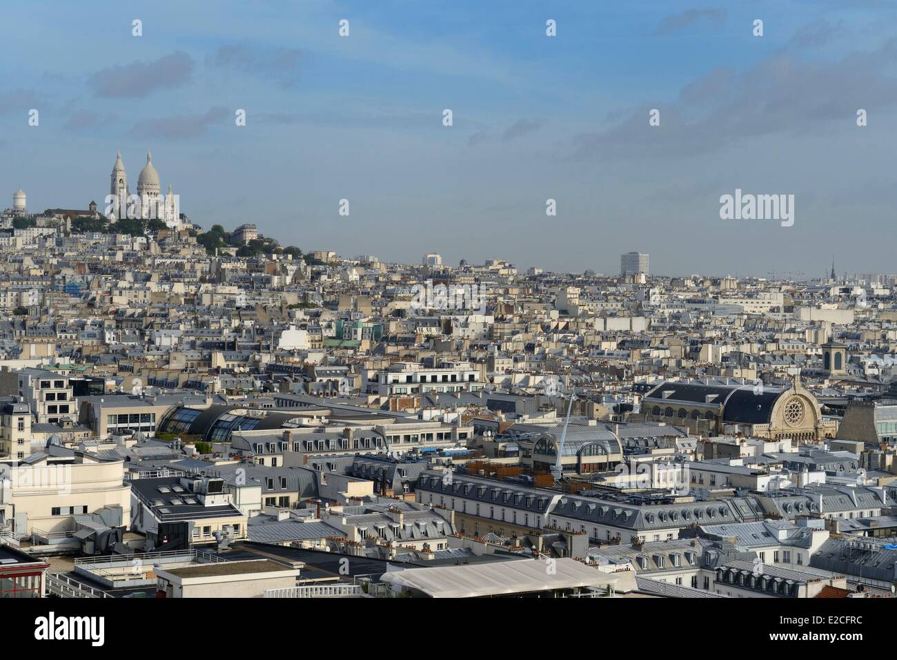 Francia, Parigi Basilique du Sacre Coeur (la Basilica del Sacro Cuore) sulla collina di Montmartre Foto Stock