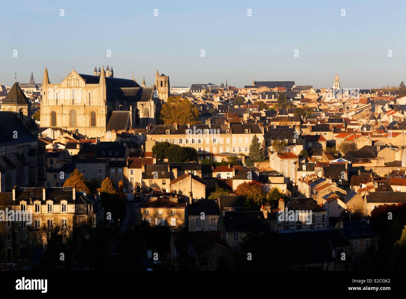 Francia, Vienne, Poitiers, Saint Pierre Foto Stock