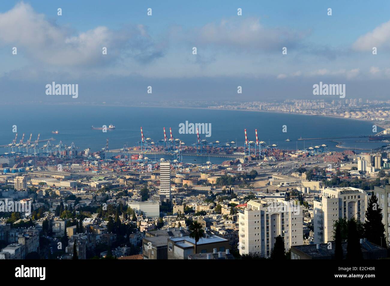 Israele Haifa, il centro e il porto dal Monte Carmelo Foto Stock